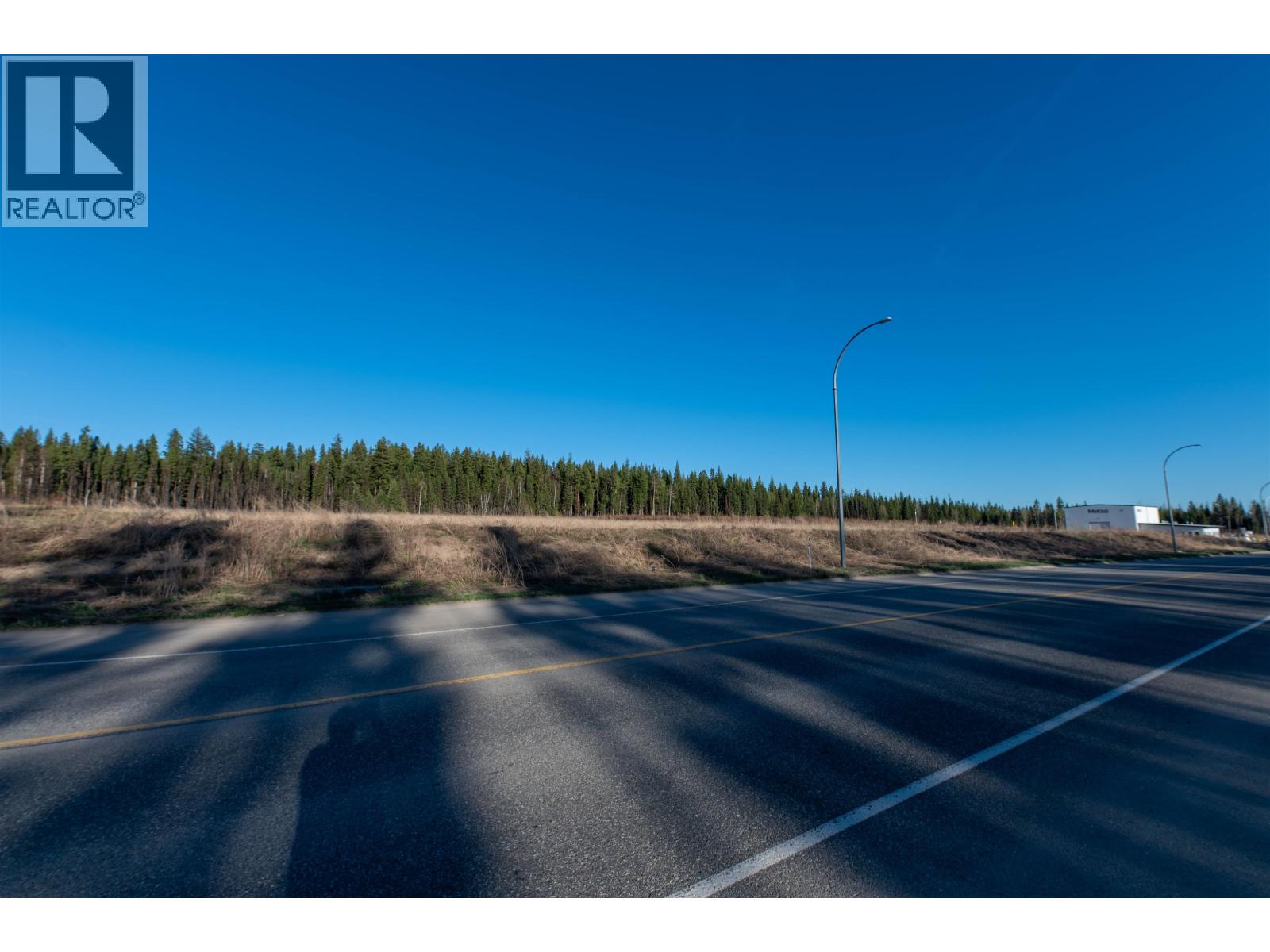 Photo 12 of 32 — 1044 LEGACY ROAD · Prince George, BC