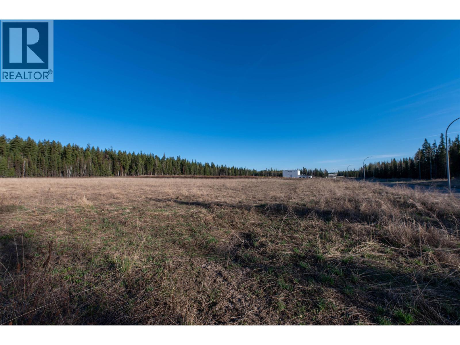 Photo 13 of 32 — 1044 LEGACY ROAD · Prince George, BC