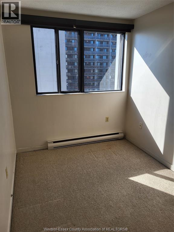 380 PELISSIER STREET Unit# 2204, Windsor, Ontario, N9A6V7 — Photo 9