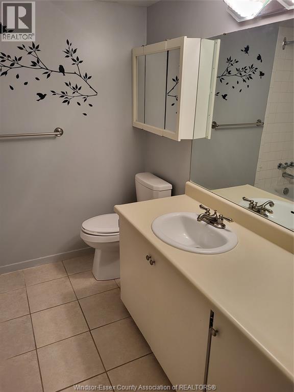 380 PELISSIER STREET Unit# 2204, Windsor, Ontario, N9A6V7 — Photo 11