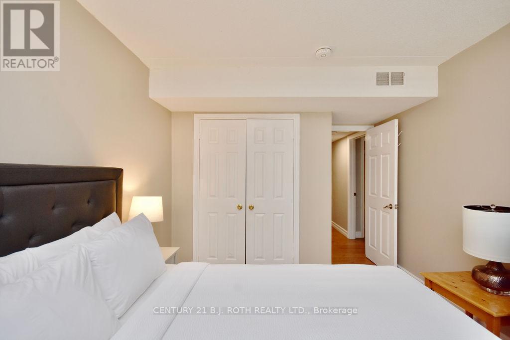 #127 107 WINTERGREEN PLACE - 32
