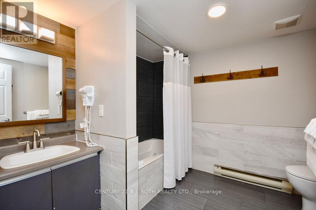#127 107 WINTERGREEN PLACE - 42