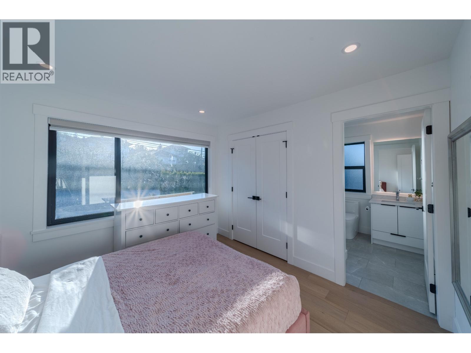 282 56TH Street, Delta