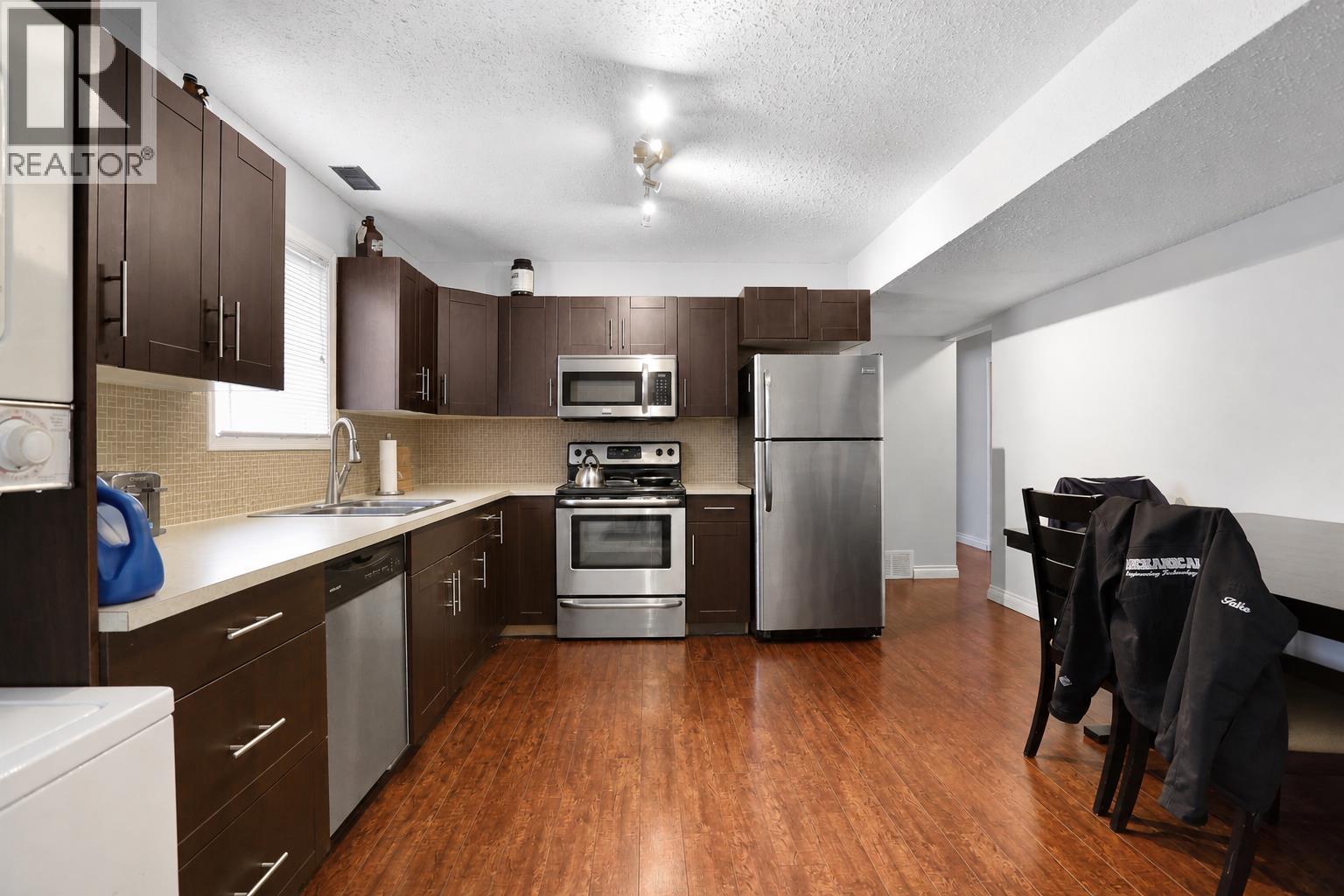 5 DEASE STREET - 16