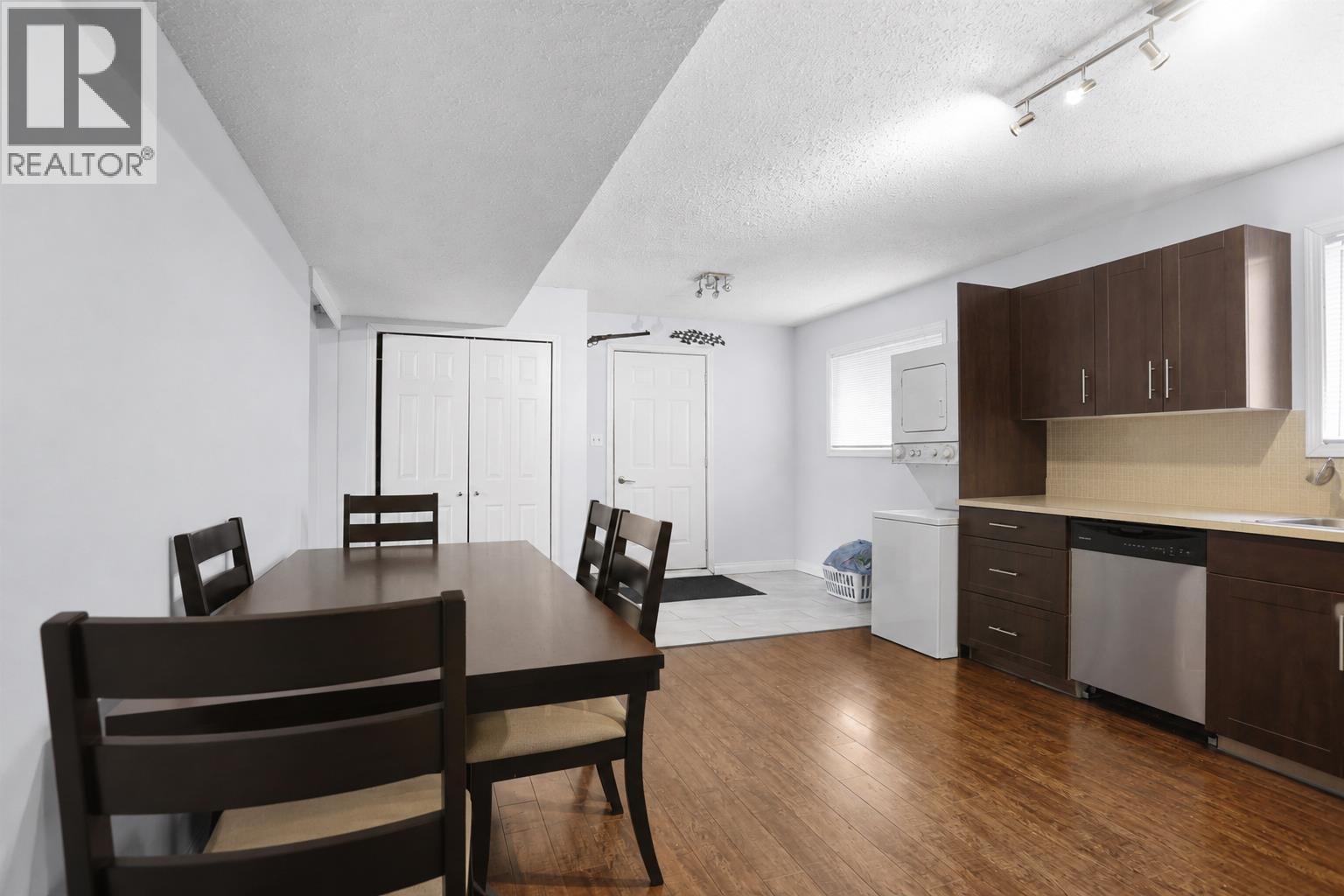 5 DEASE STREET - 17