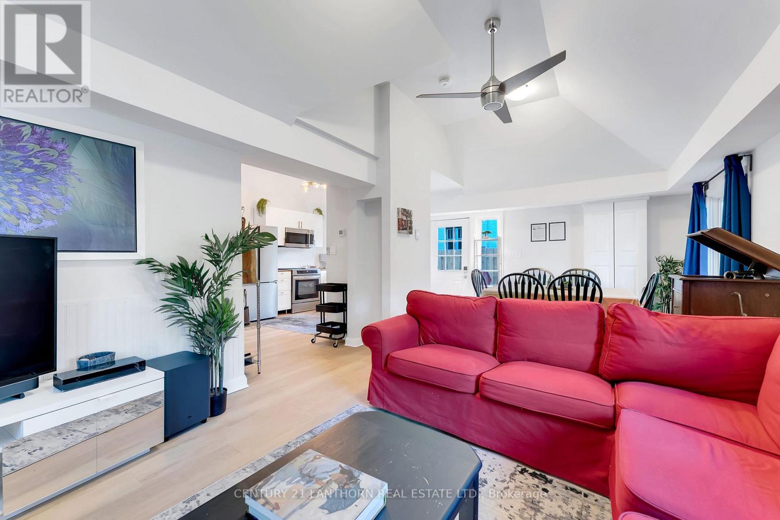 29 1/2 WASHBURN STREET - 11