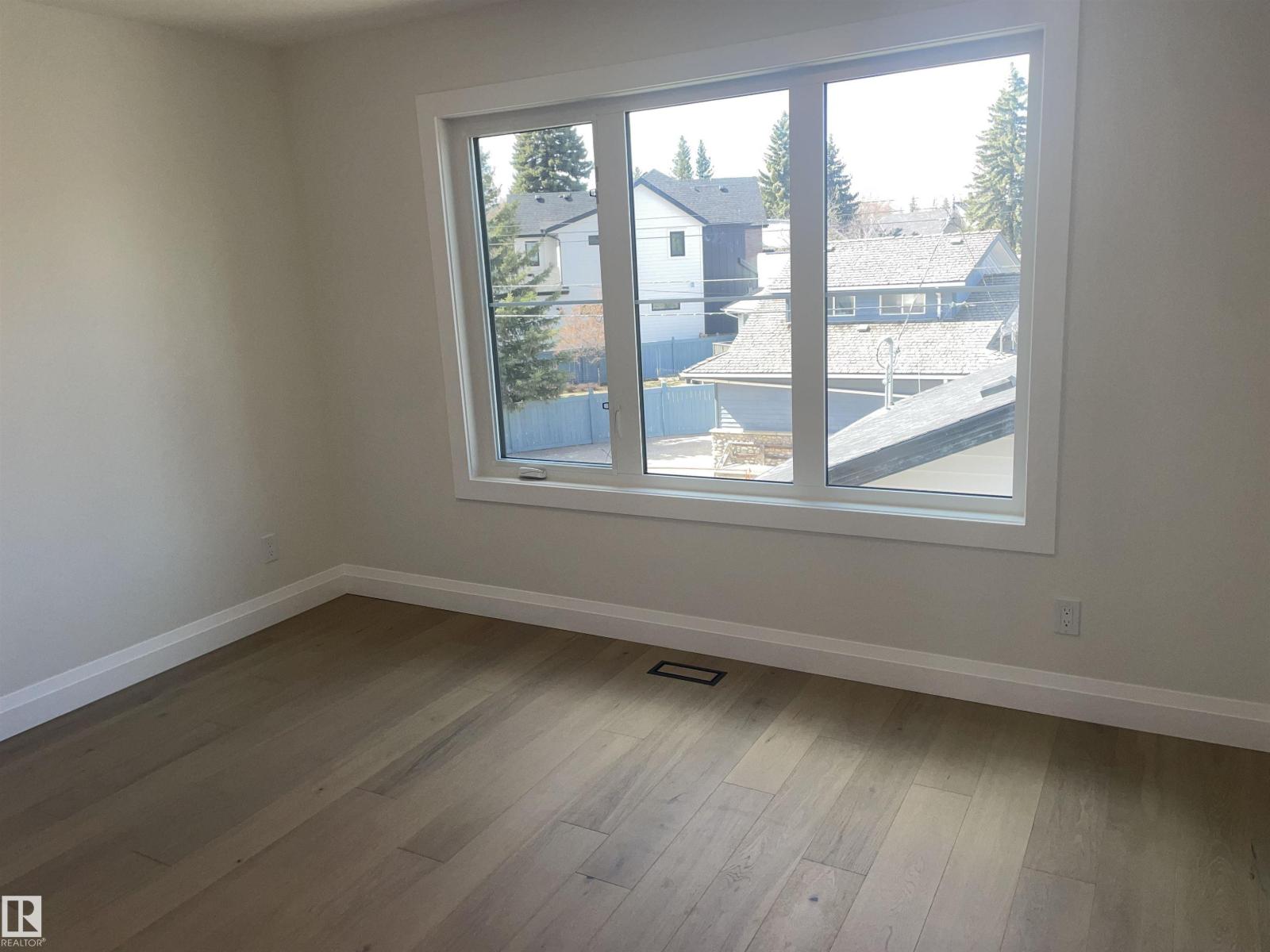14344 92A AV NW, Edmonton
