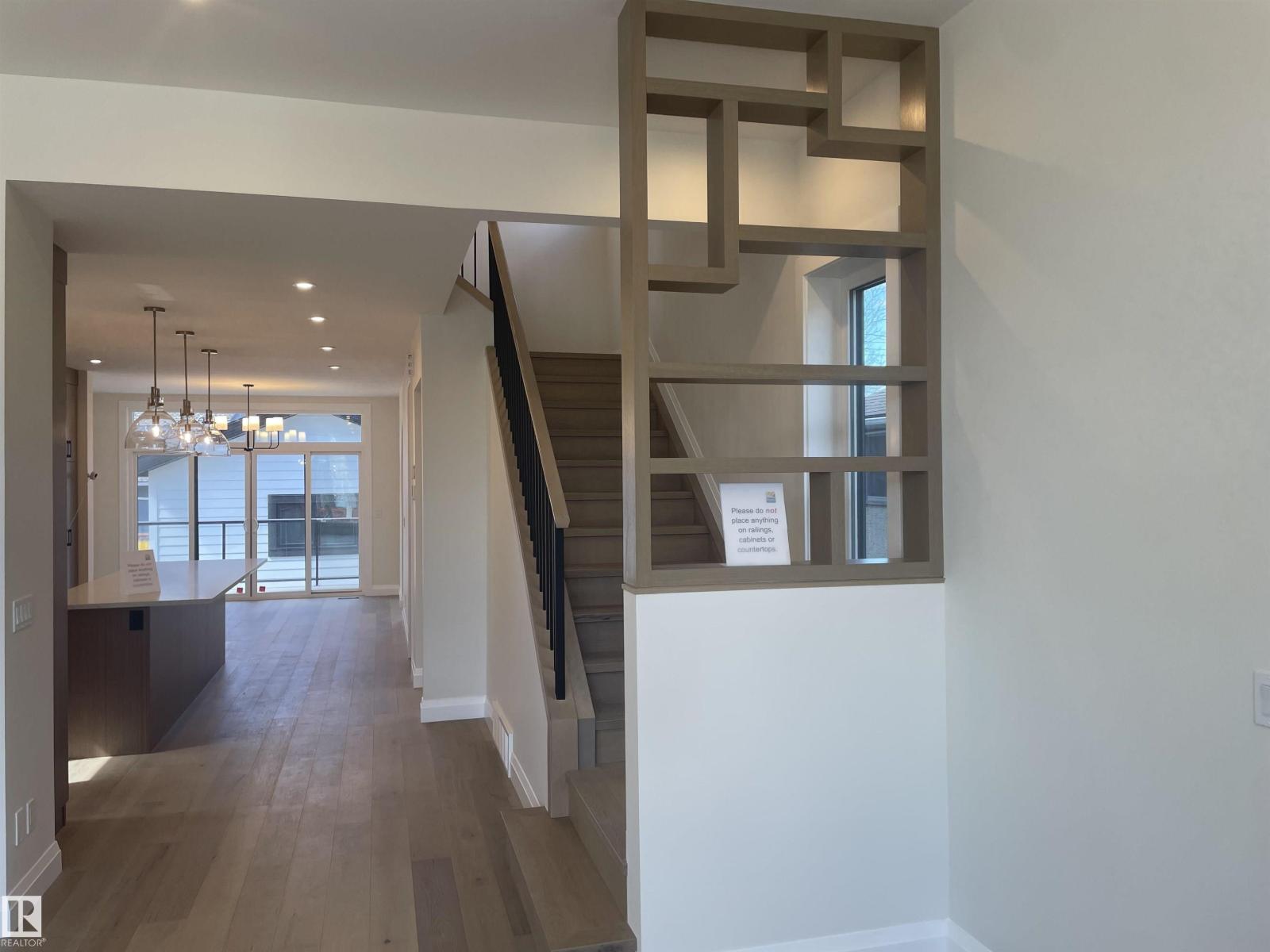 14344 92A AV NW, Edmonton