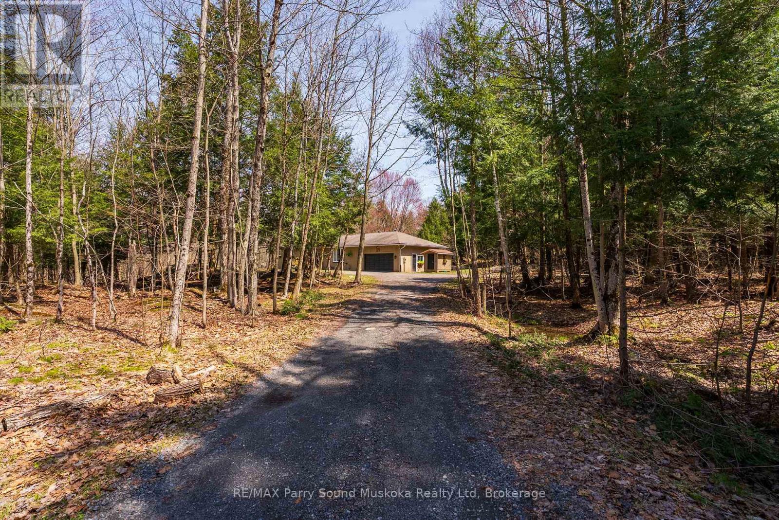 31 LAKE FOREST DRIVE - 37