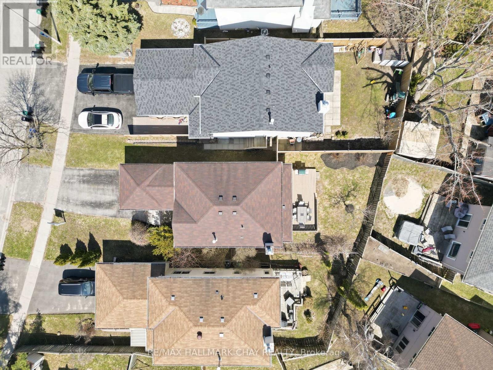 21 CARR DRIVE - 32
