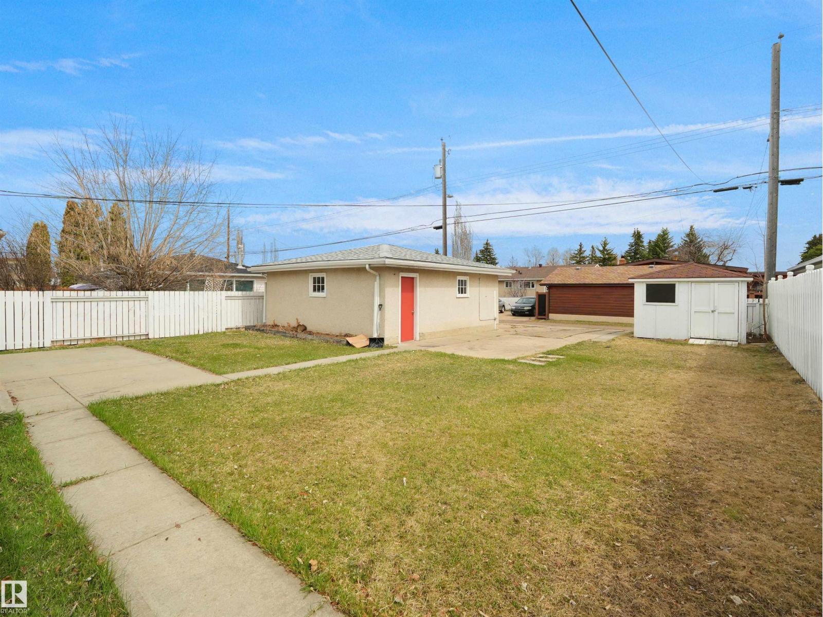8703 73 ST NW, Edmonton