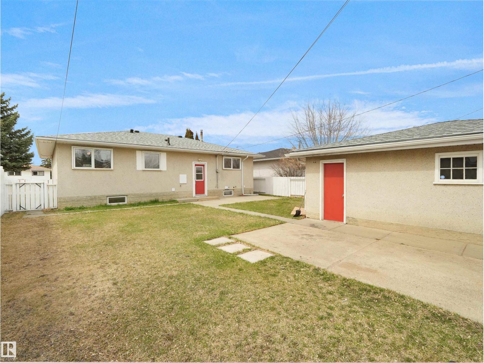 8703 73 ST NW, Edmonton