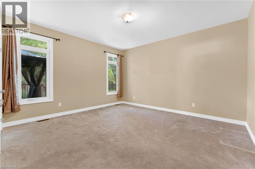 28 MAPLEWOOD Court - 24
