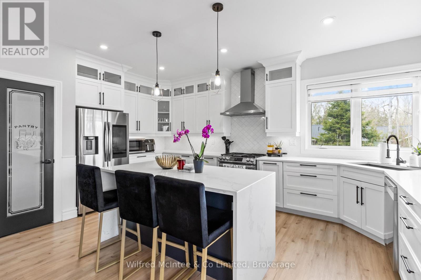 107 OTTAWA AVENUE - 10
