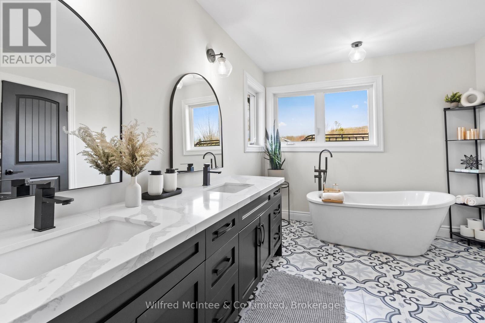 107 OTTAWA AVENUE - 23