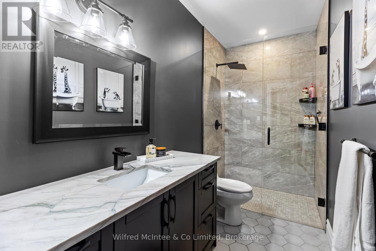 107 OTTAWA AVENUE - 39