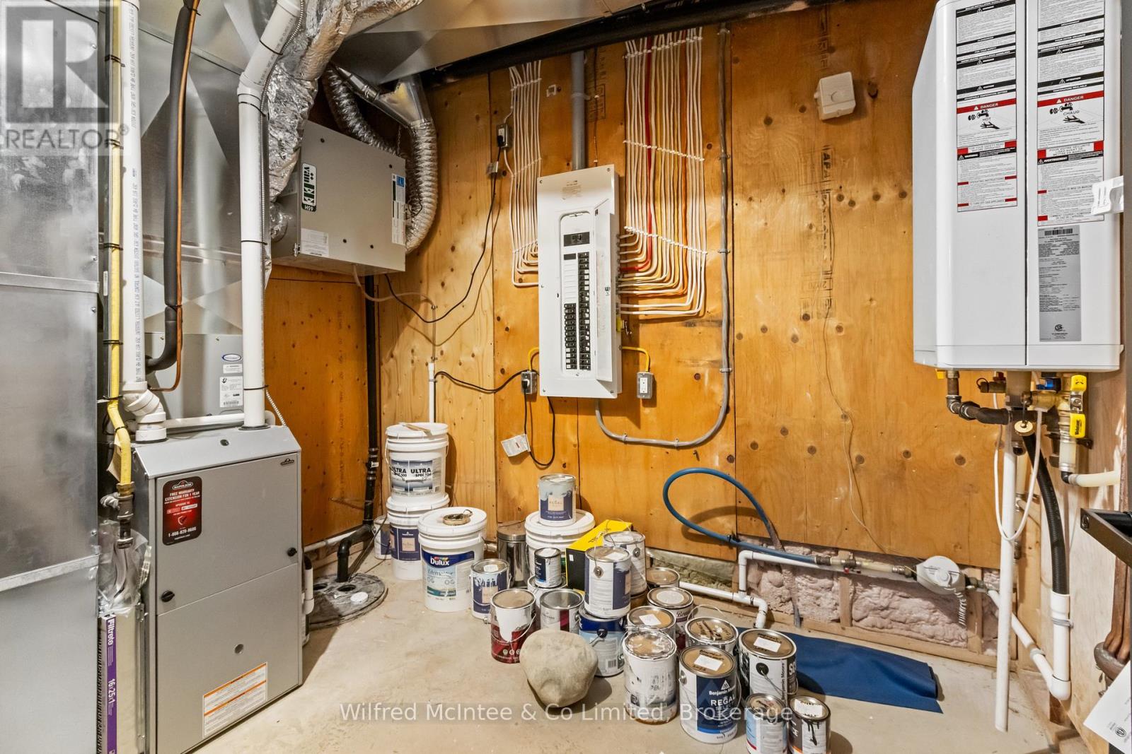 107 OTTAWA AVENUE - 40