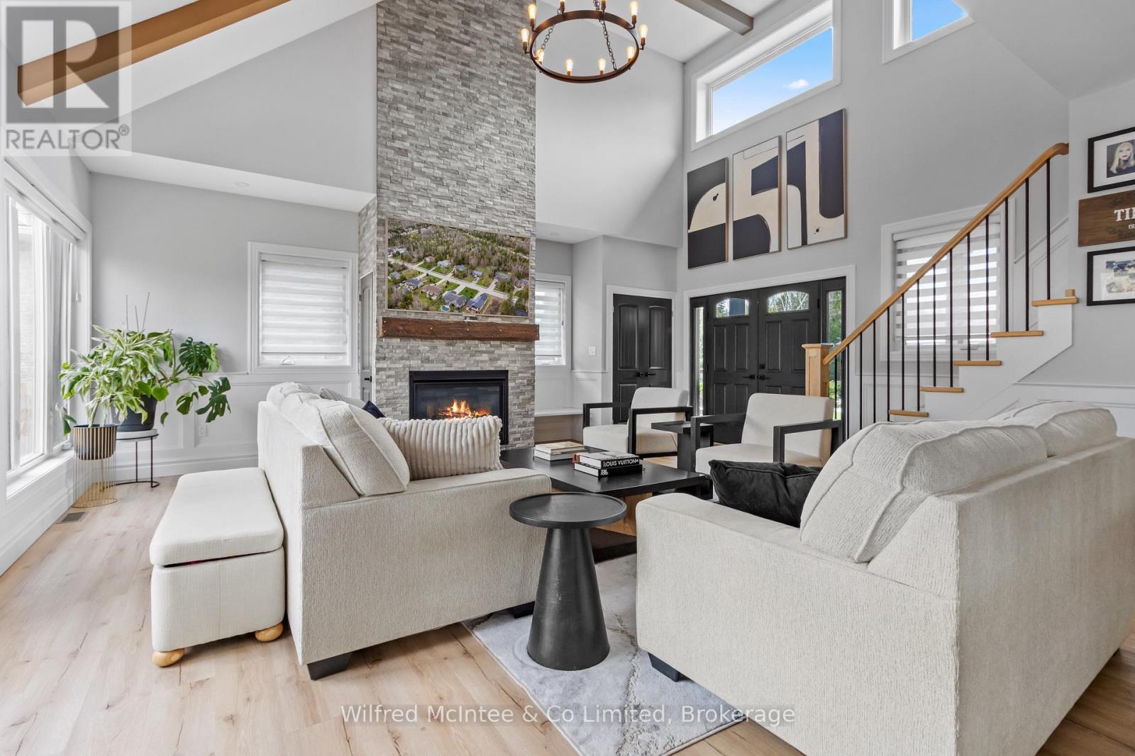107 OTTAWA AVENUE - 7
