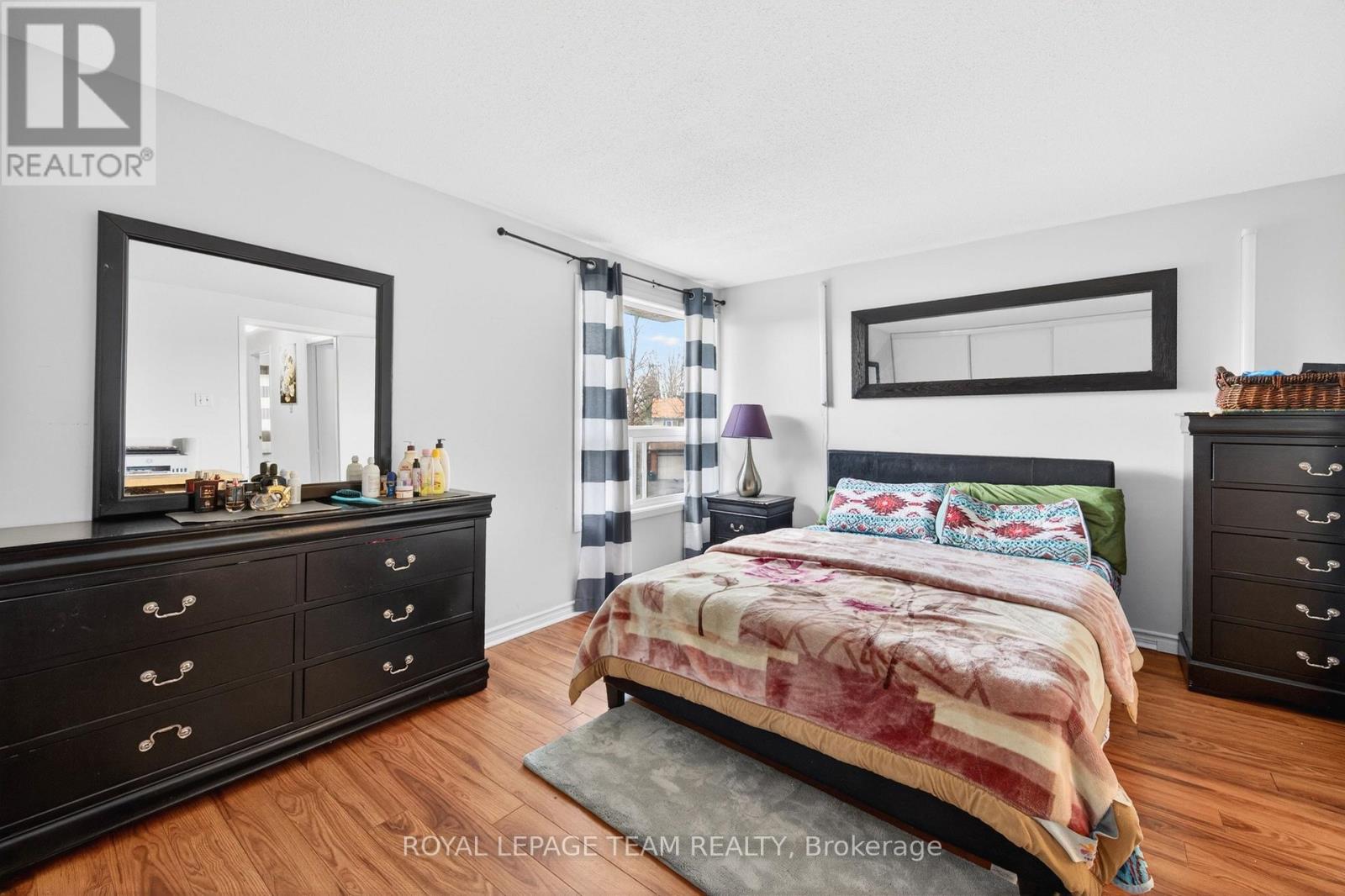 1631 SAXONY CRESCENT - 10