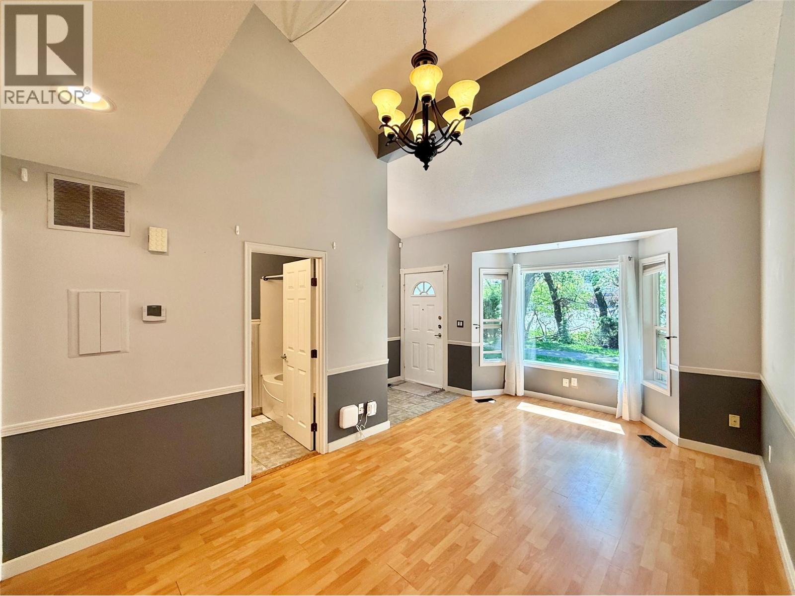 3155 gordon Drive Unit# 404, Kelowna