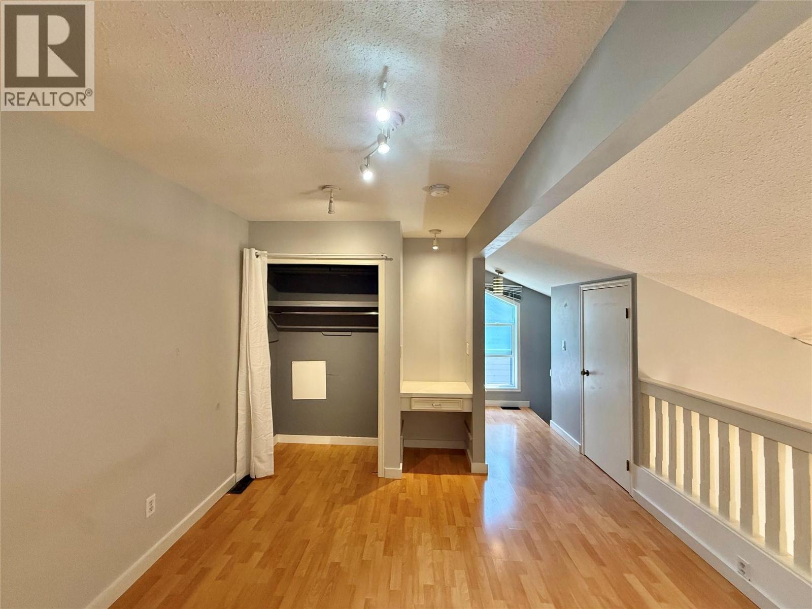3155 gordon Drive Unit# 404, Kelowna