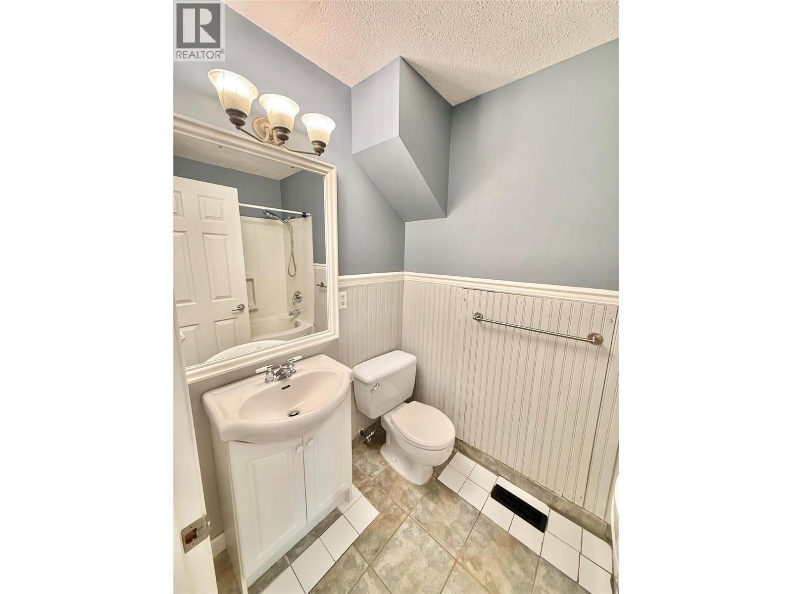 3155 gordon Drive Unit# 404, Kelowna