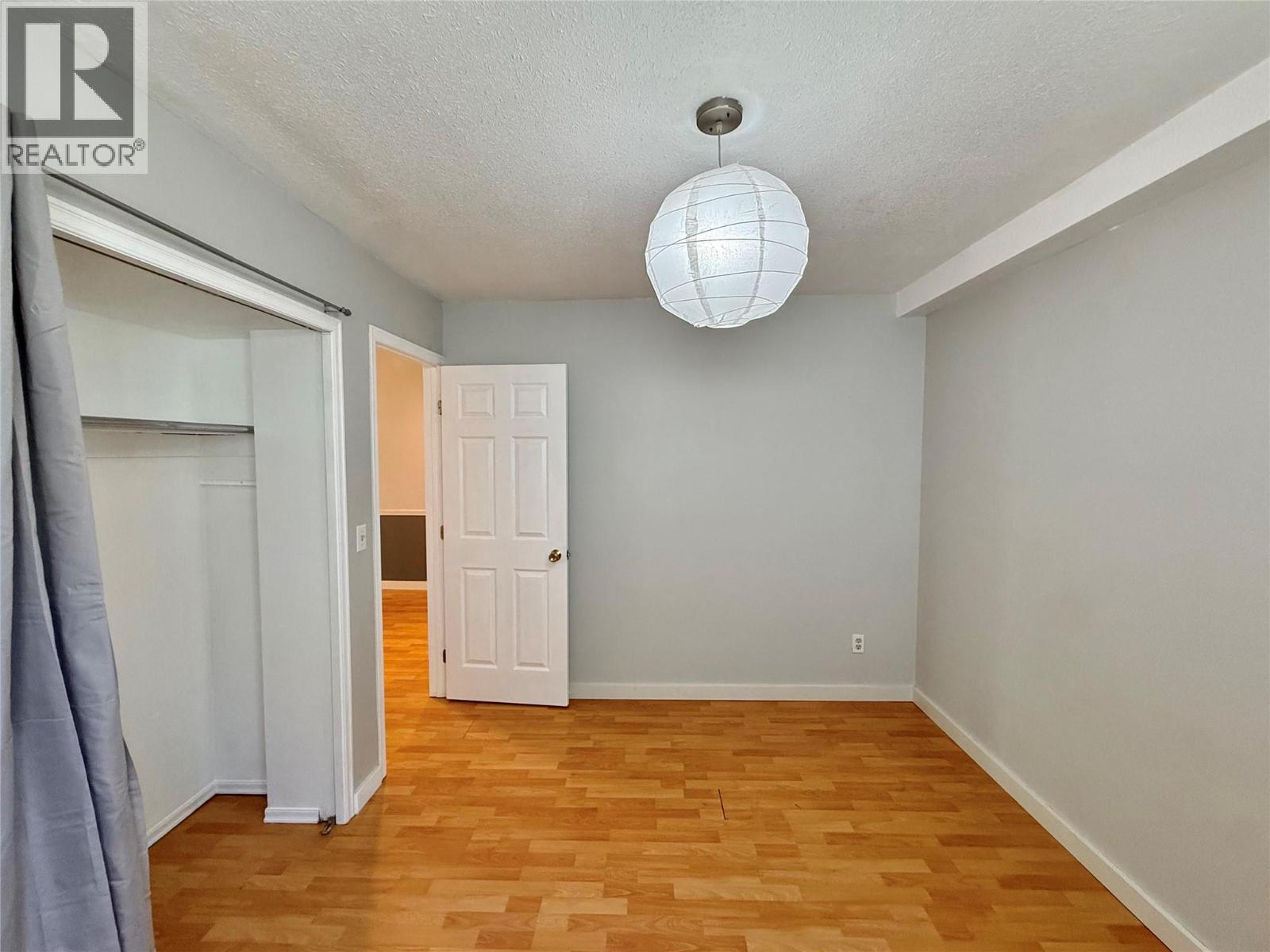 3155 gordon Drive Unit# 404, Kelowna