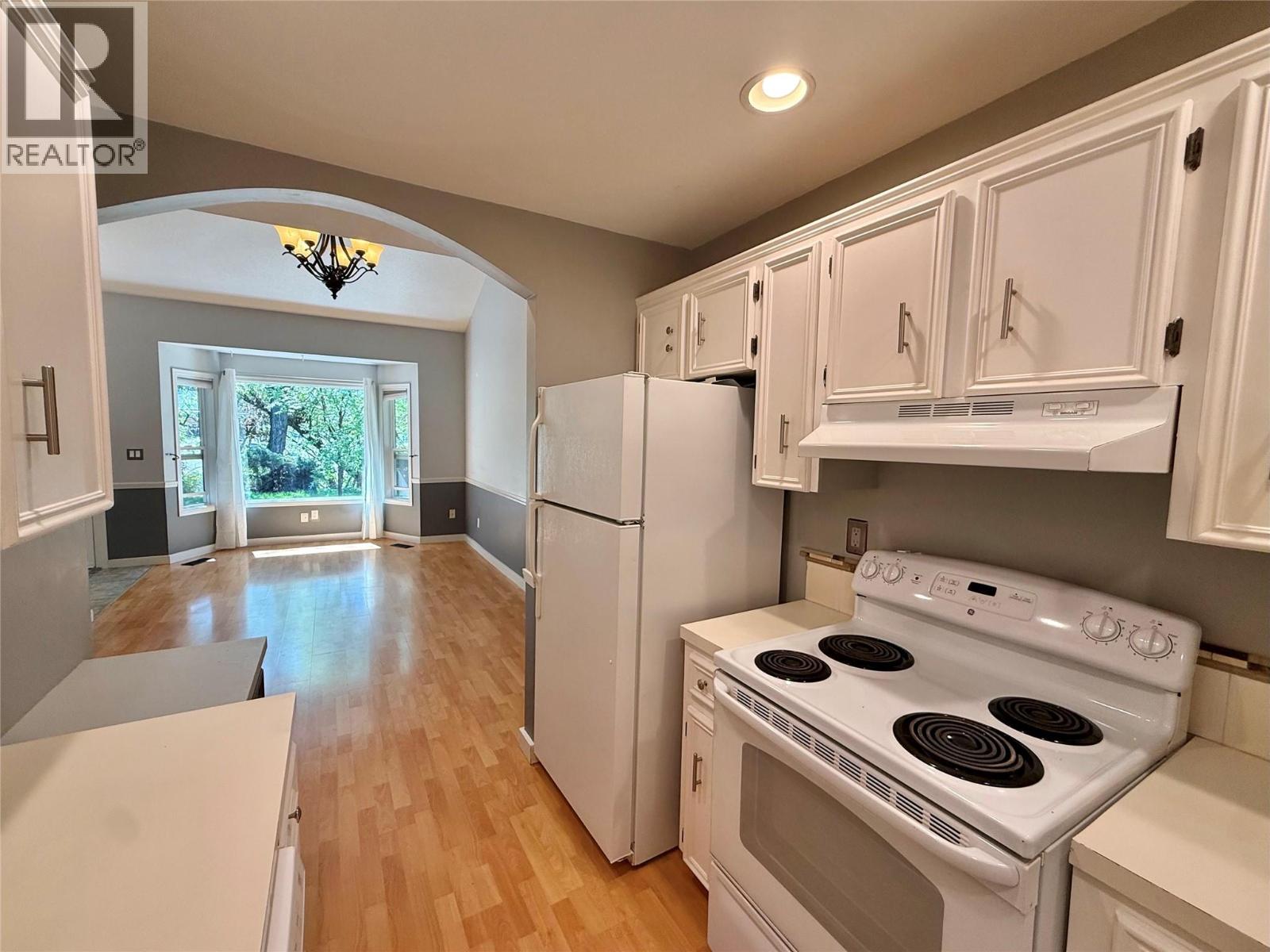 #404 3155 gordon Drive - 17