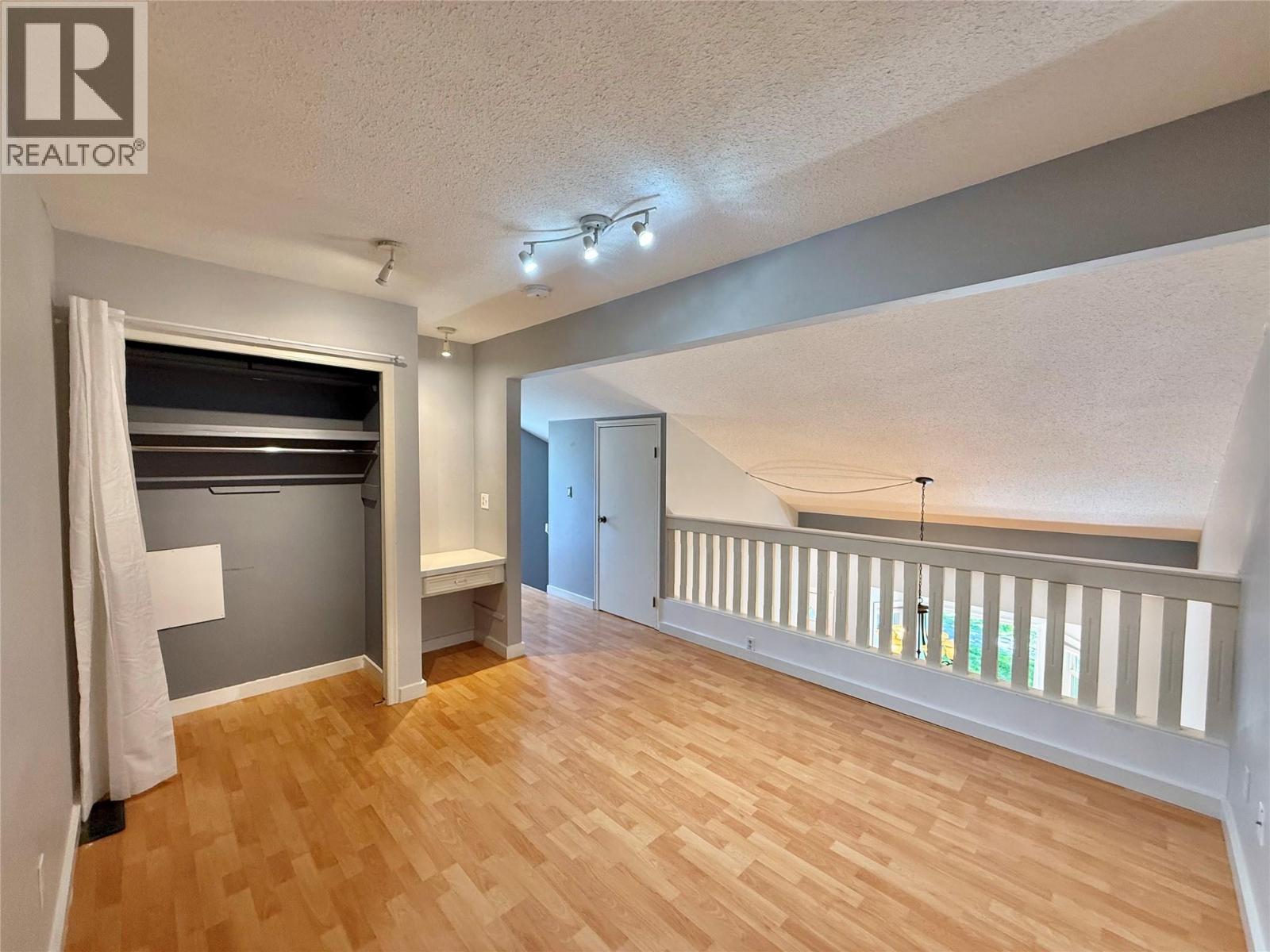 3155 gordon Drive Unit# 404, Kelowna