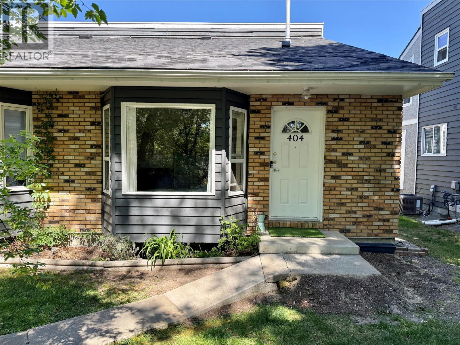 3155 gordon Drive Unit# 404, Kelowna