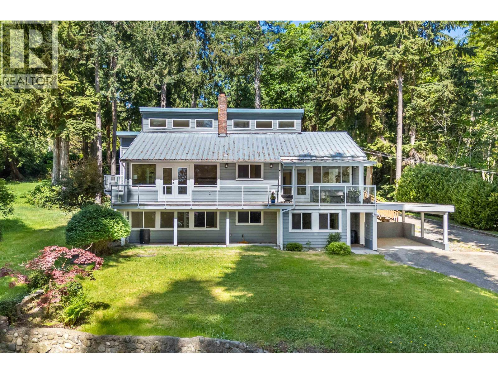 914 GOWER POINT ROAD, Gibsons
