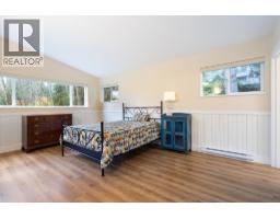 914 Gower Point Road, Gibsons, BC V0N1V3 Photo 12