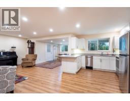 914 Gower Point Road, Gibsons, BC V0N1V3 Photo 25