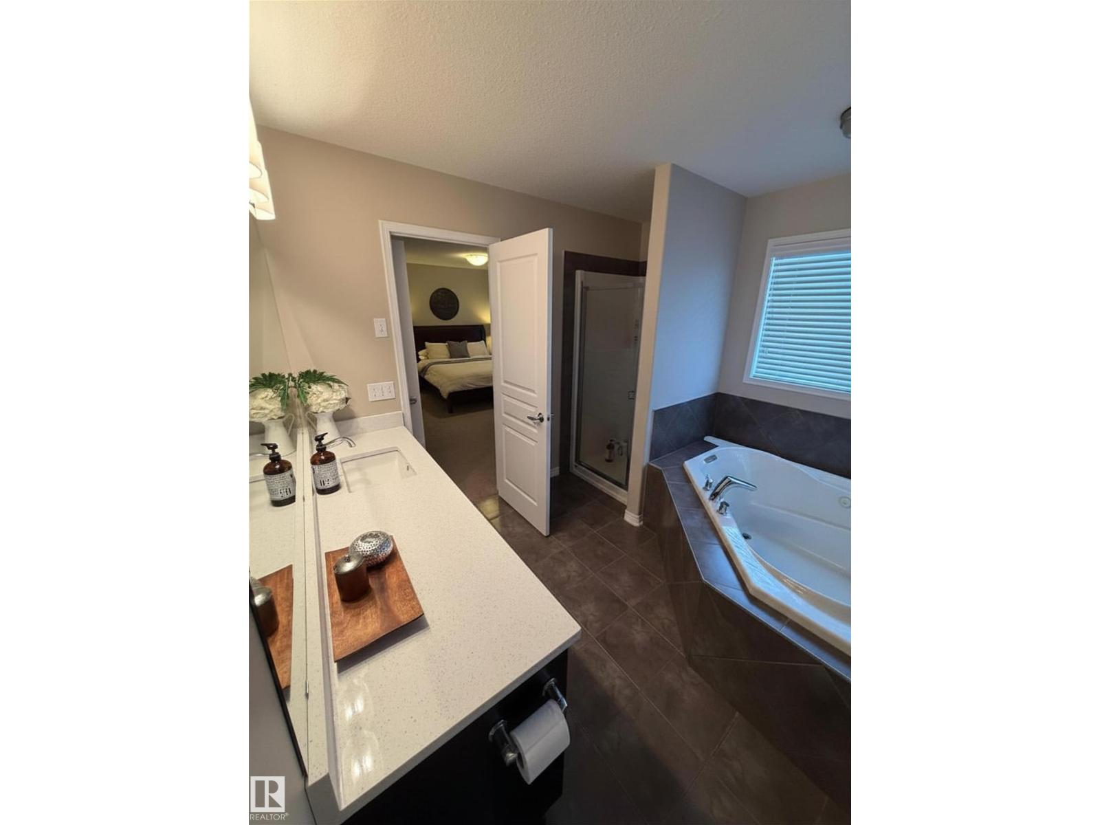 37 CODETTE WY, Sherwood Park