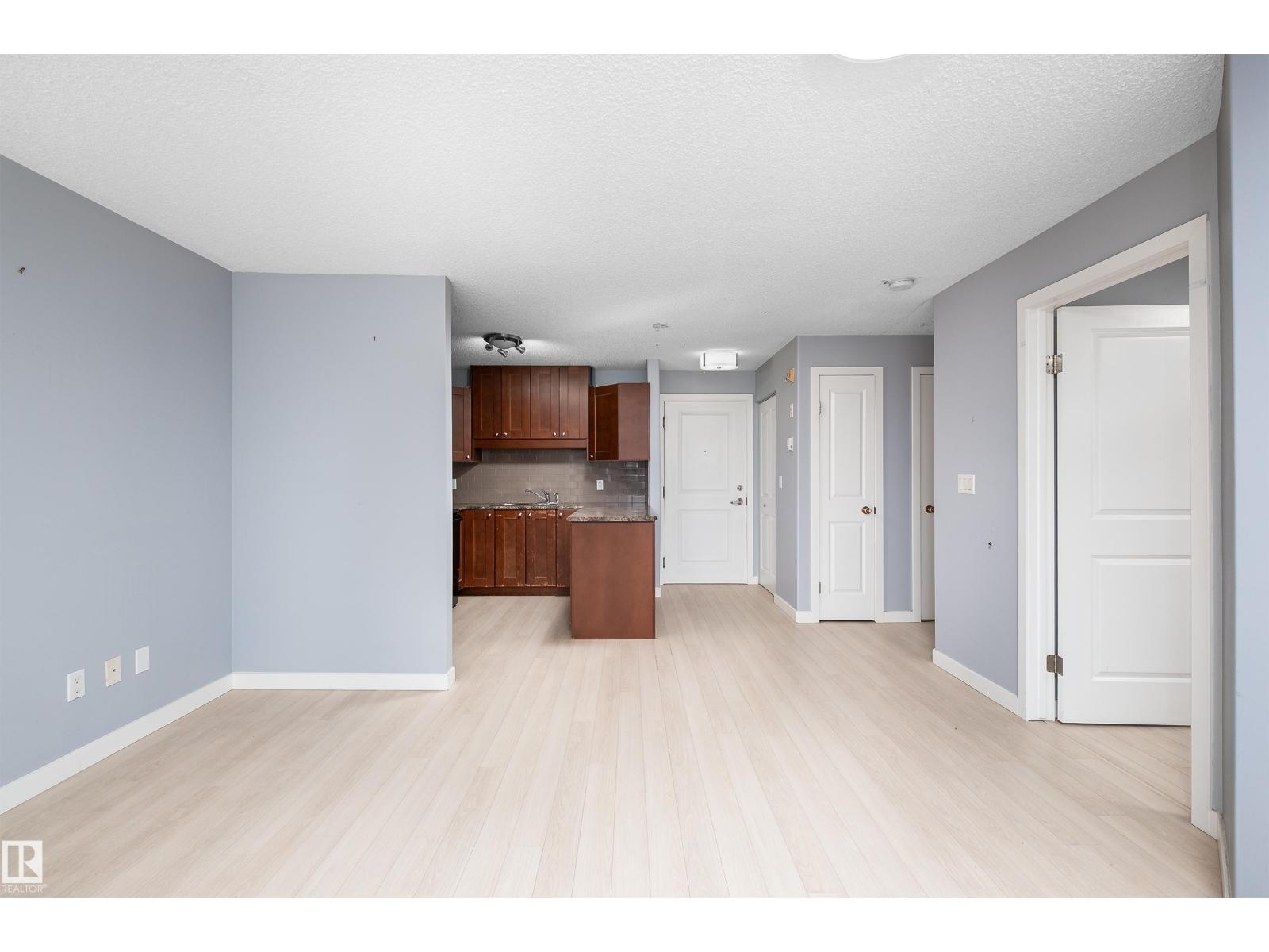 #405 10535 122 ST NW - 9