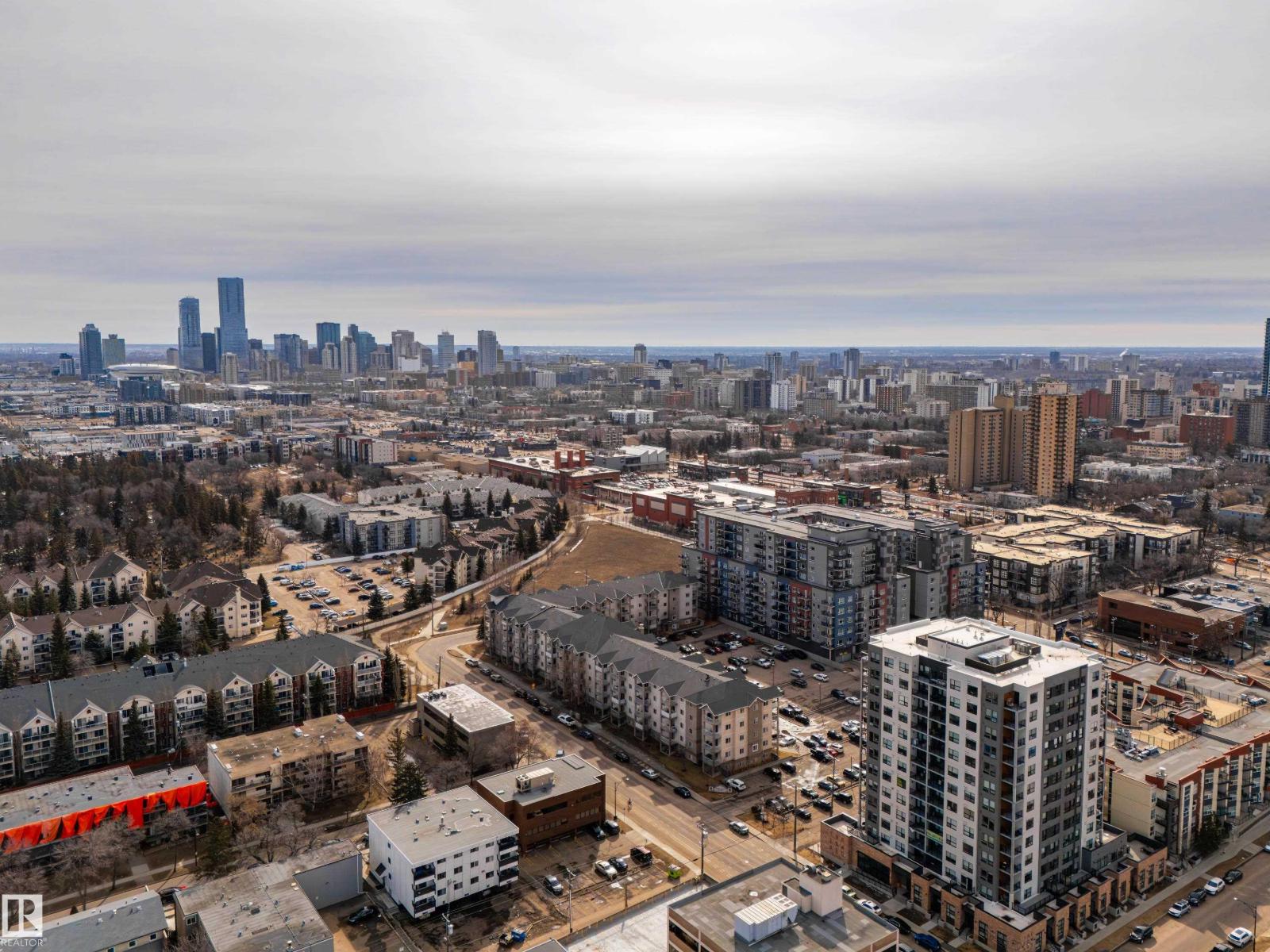 #405 10535 122 ST NW - 31