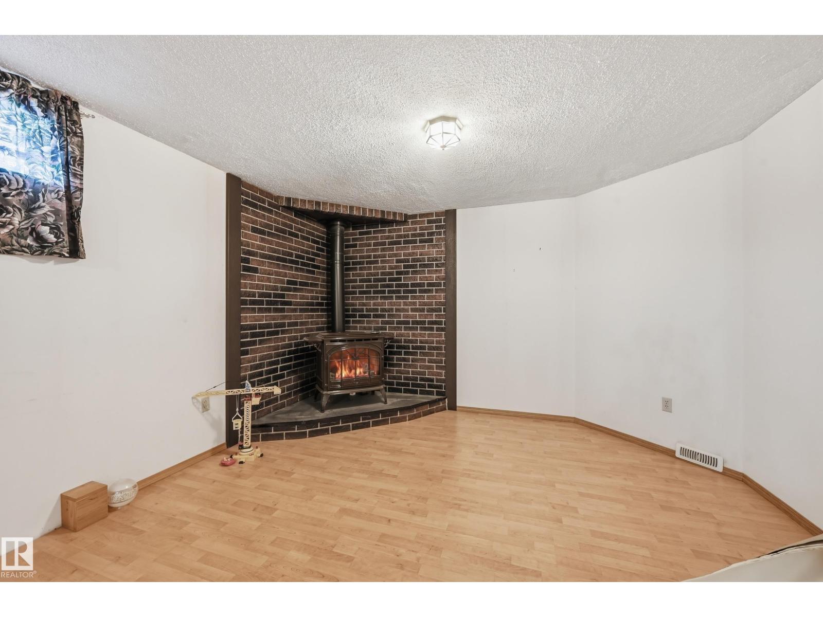 1242 JOYCE CR NW, Edmonton