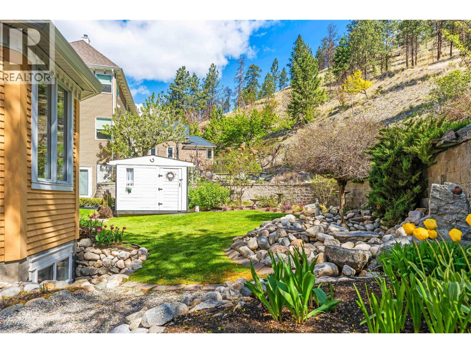 10563 Okanagan Centre Road W - 10