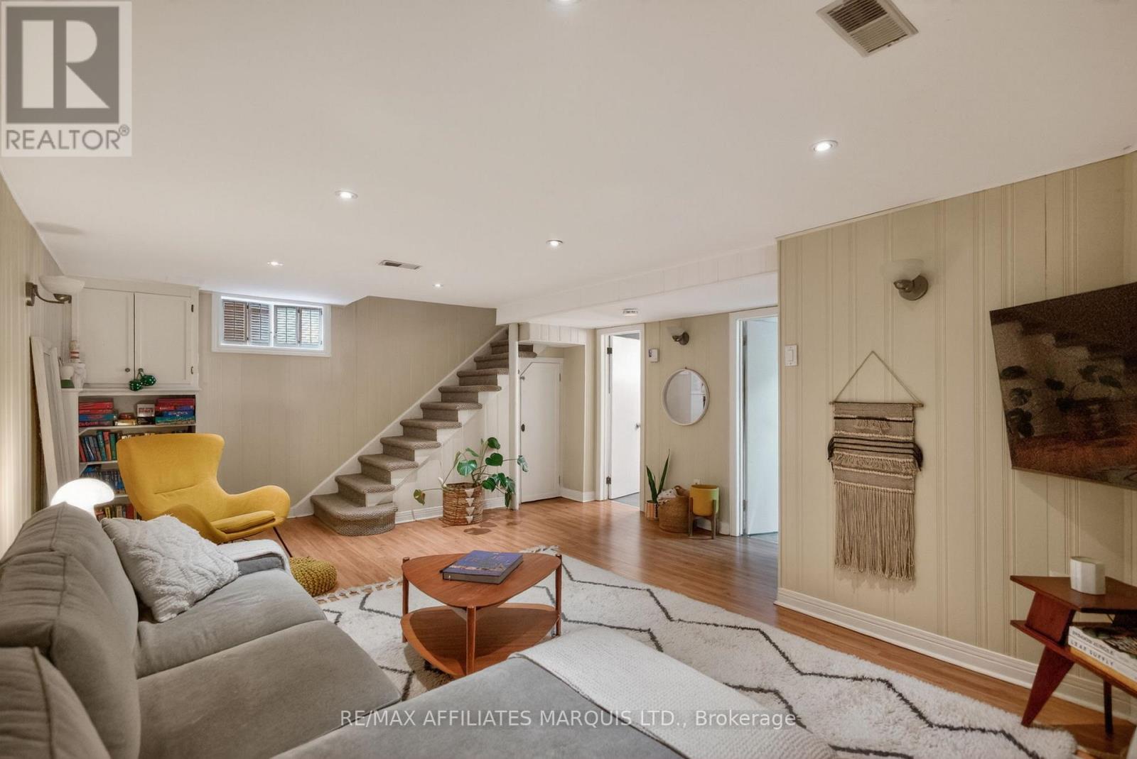 601 JAMES STREET - 35