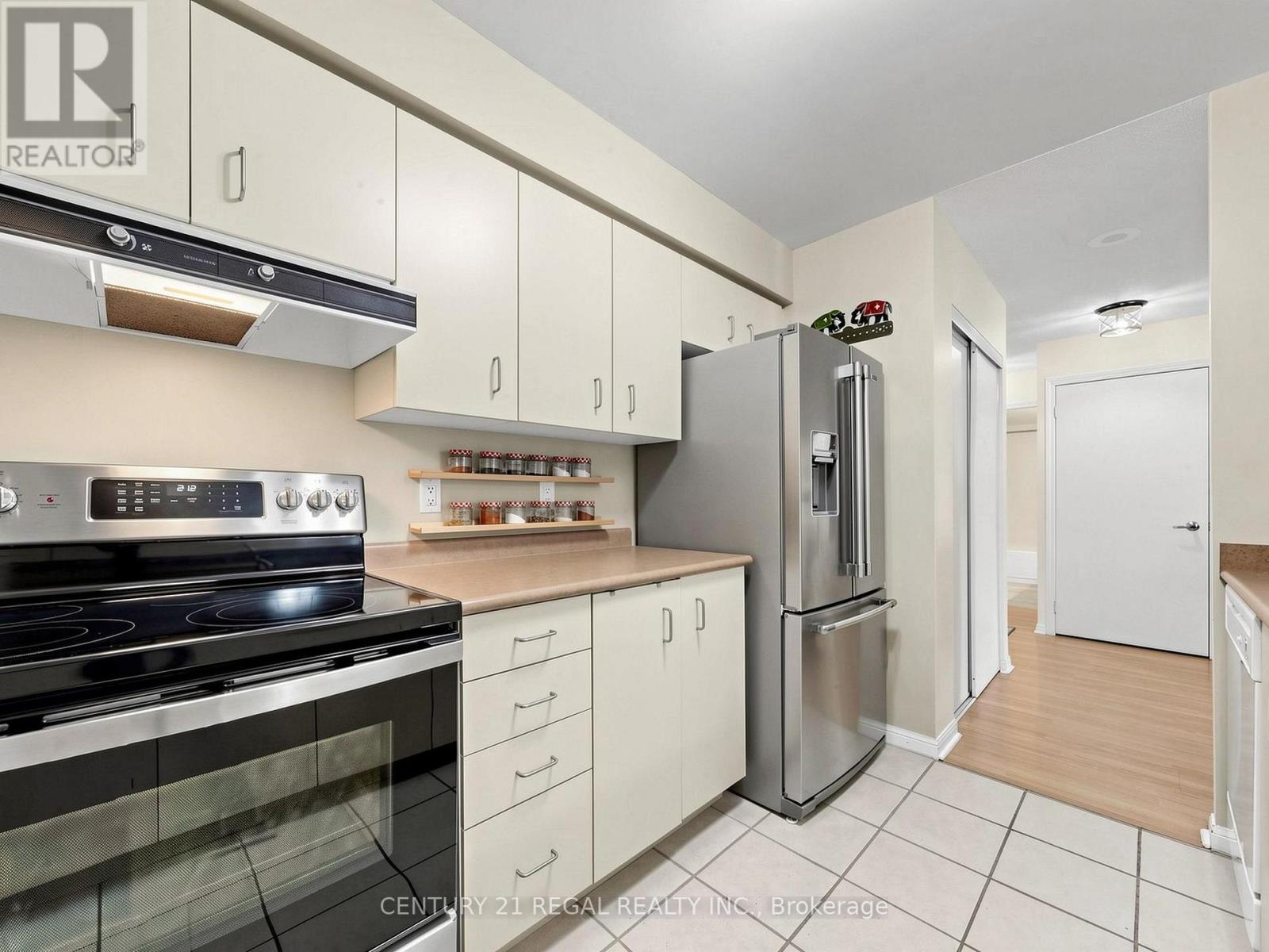 #336 650 LAWRENCE AVENUE W - 21