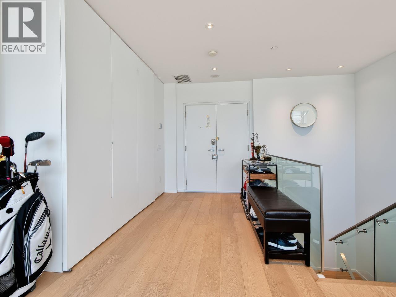 2703 889 HOMER STREET, Vancouver