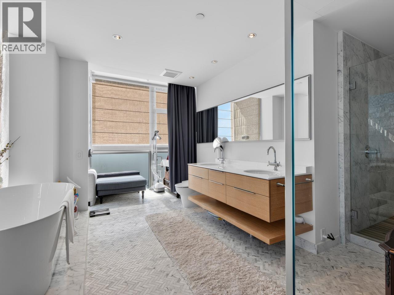 2703 889 HOMER STREET, Vancouver