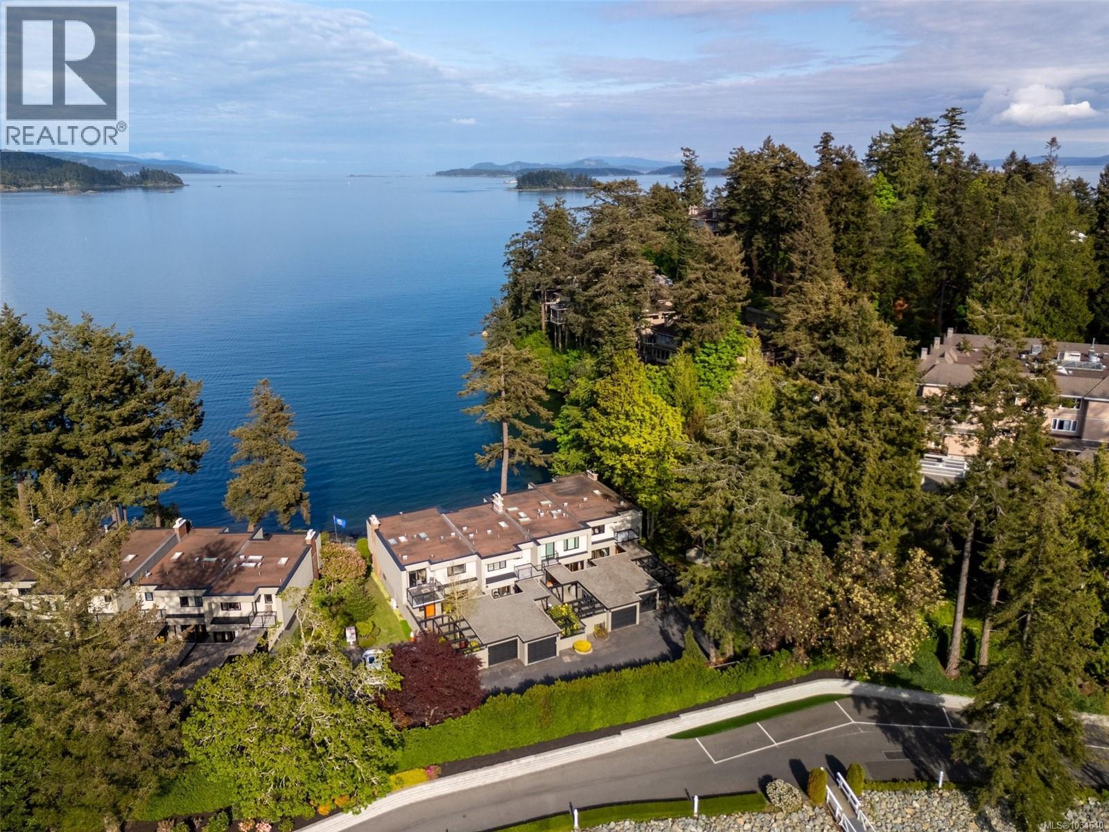 #16 2330 Harbour Rd - 41