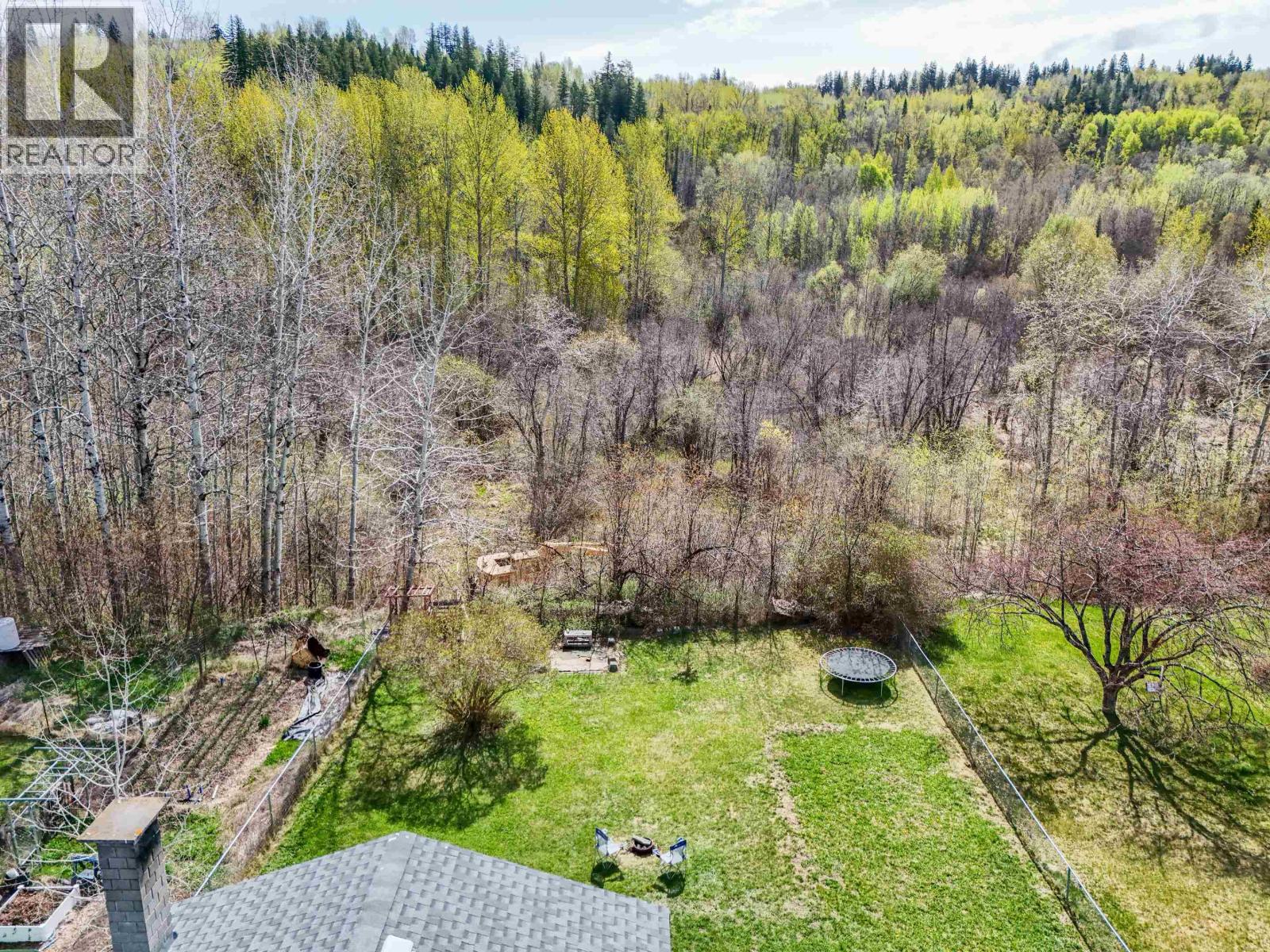 1324 MOFFAT AVENUE - 36