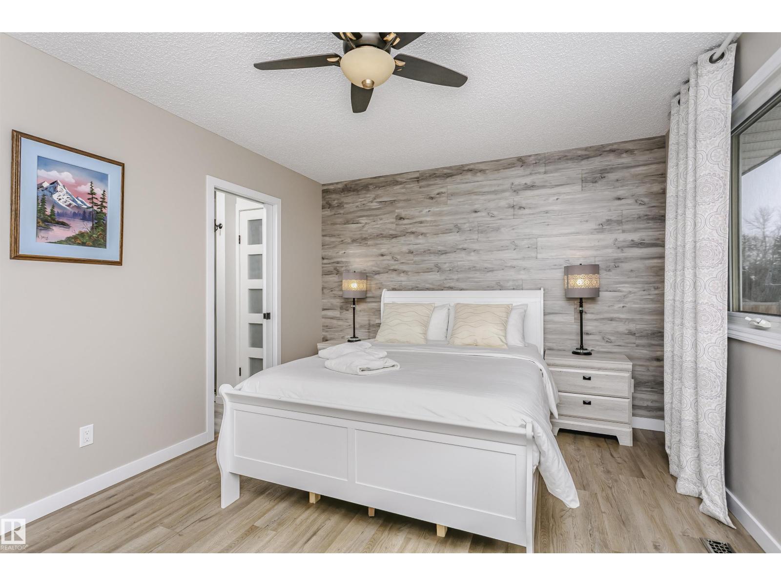 9831 185 ST NW - 30