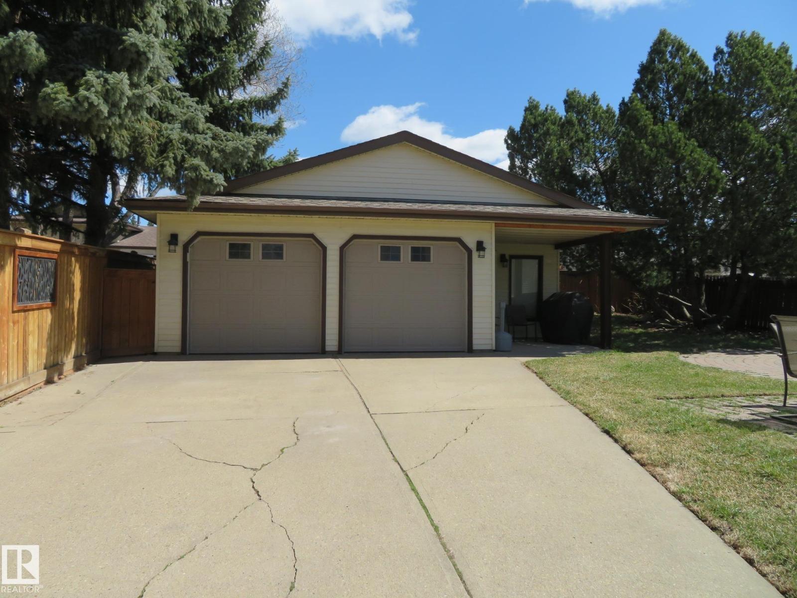 9831 185 ST NW - 61