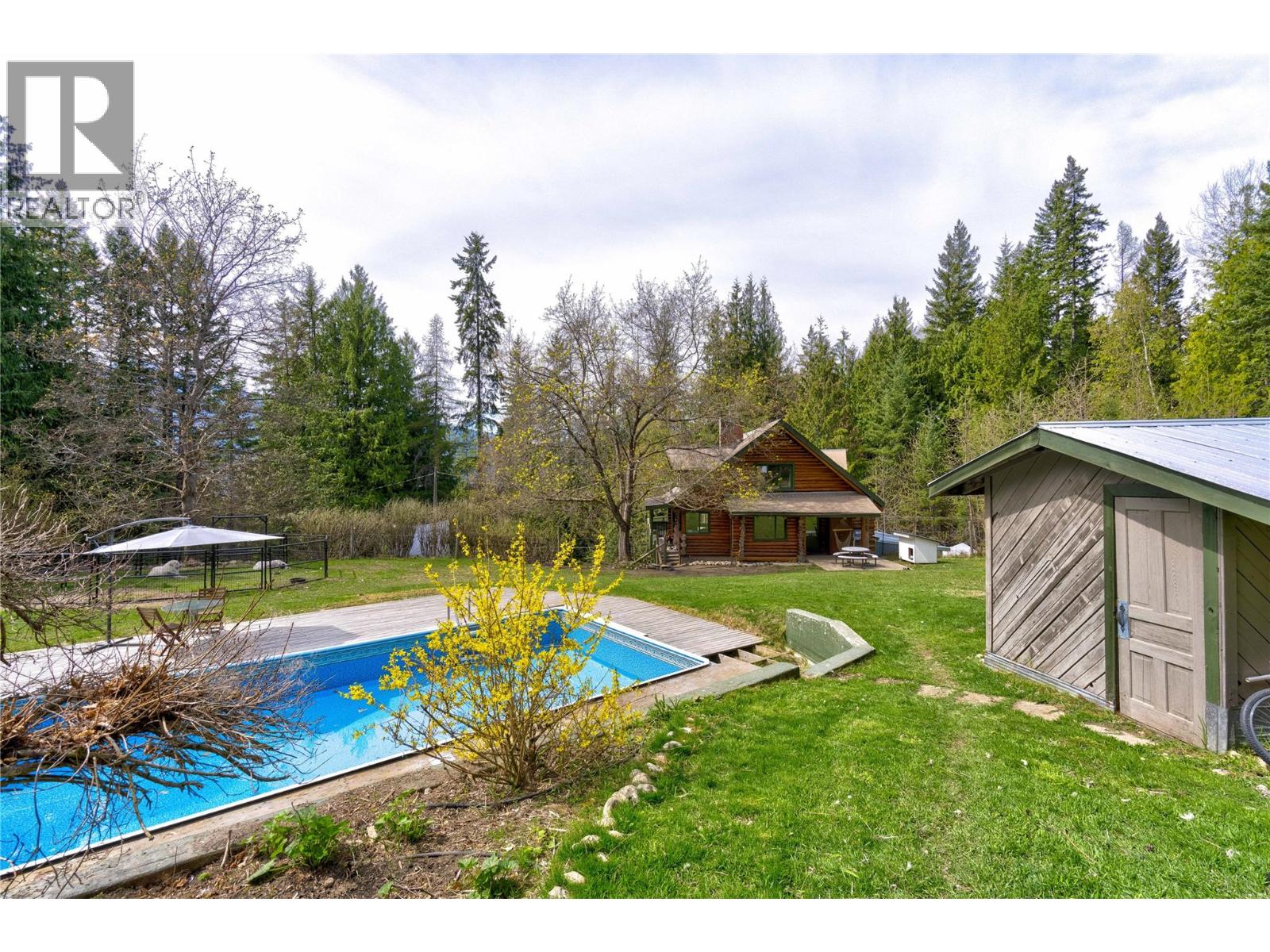 375 Alexander Road, Nakusp