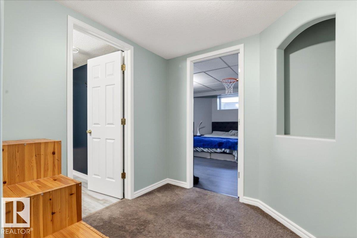 22 HARVEST BA, Stony Plain