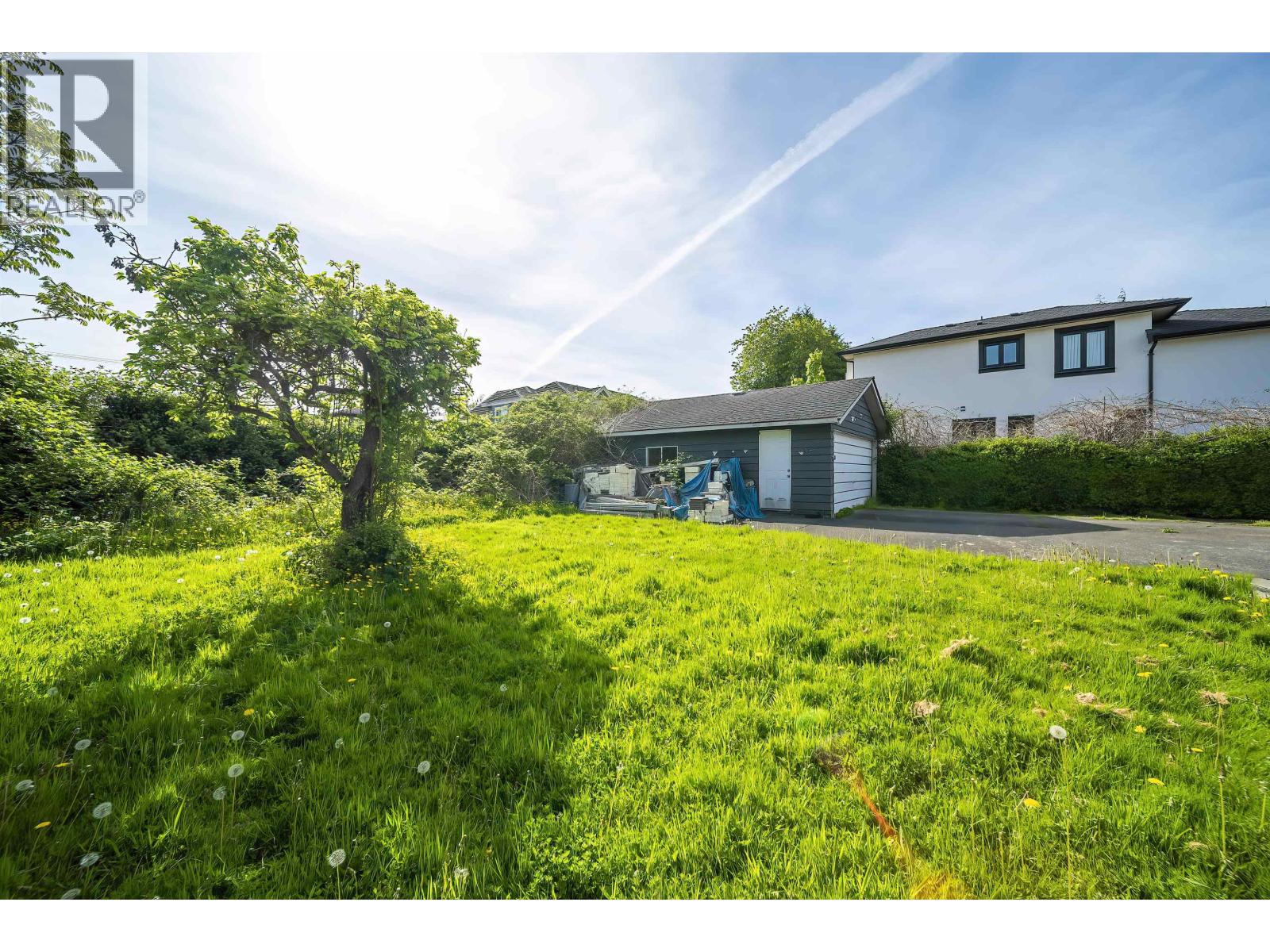 3 Bed, 2 Bath House for Sale in Richmond – 9891 PINEWELL CRESCENT, Richmond - Image 9