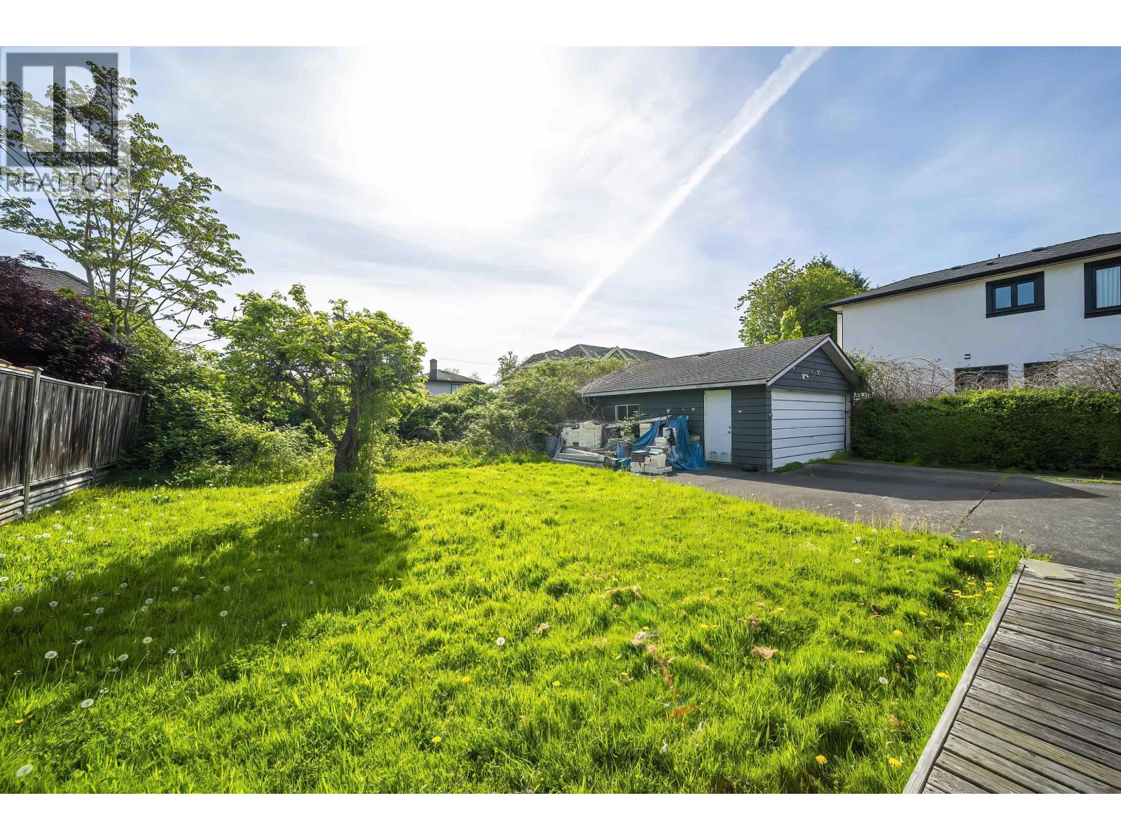 3 Bed, 2 Bath House for Sale in Richmond – 9891 PINEWELL CRESCENT, Richmond - Image 13